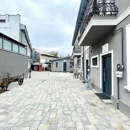 8 Apartment Bucharest