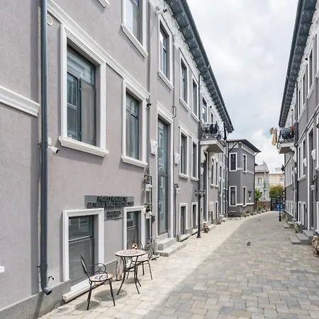 Apartment 8 Bucharest